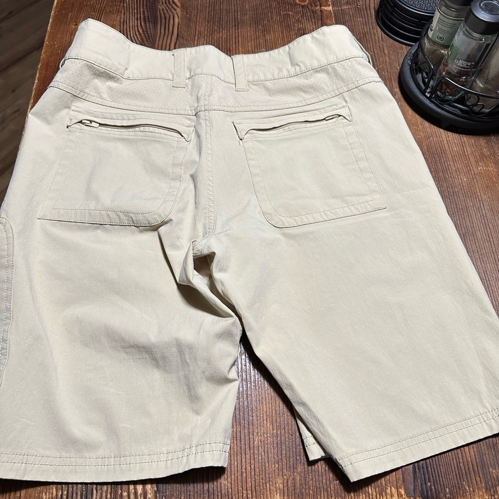 Huk fishing short